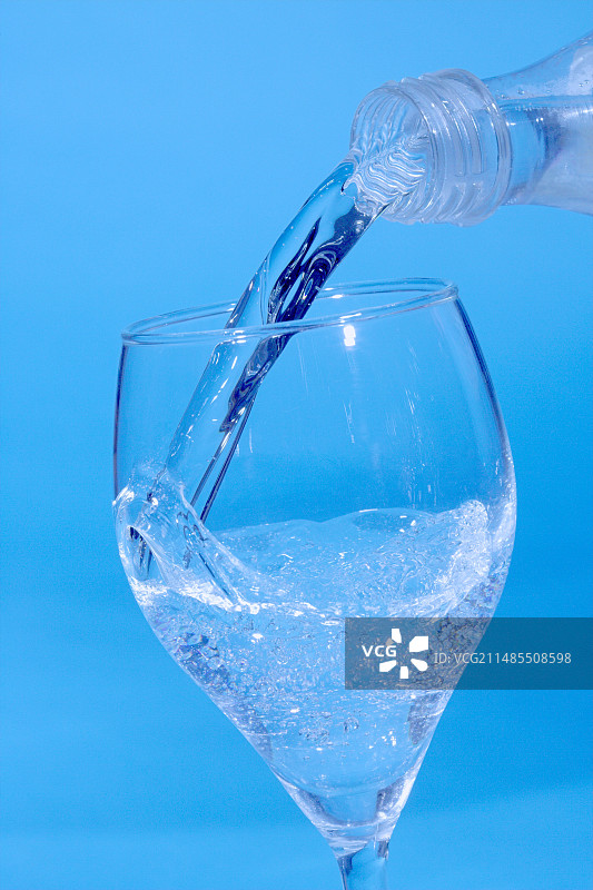 一杯水图片素材