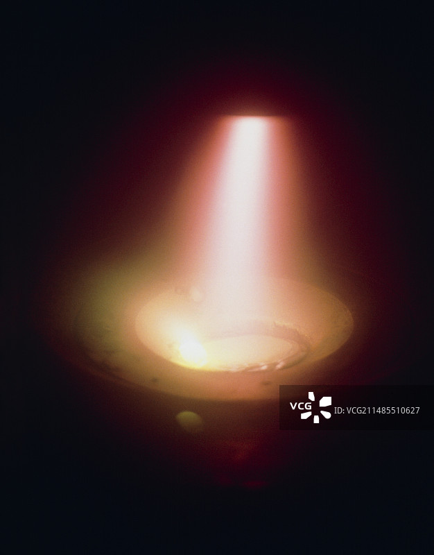 运行中的电弧炉图片素材