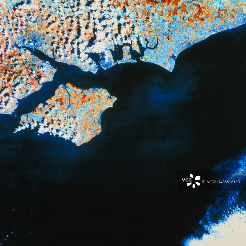 怀特岛和汉普郡海岸风光 - 八月图片素材