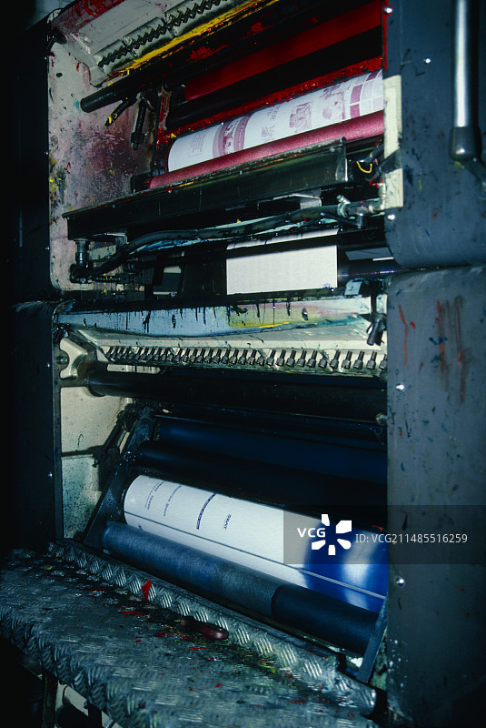 现代印刷机彩色印版图片素材