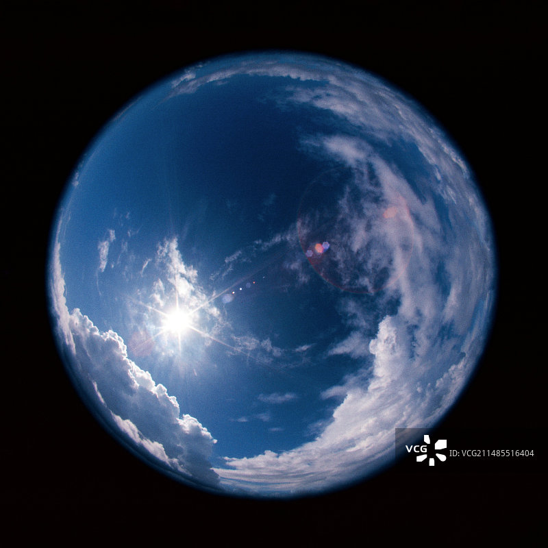 鱼眼视角下的天空图片素材