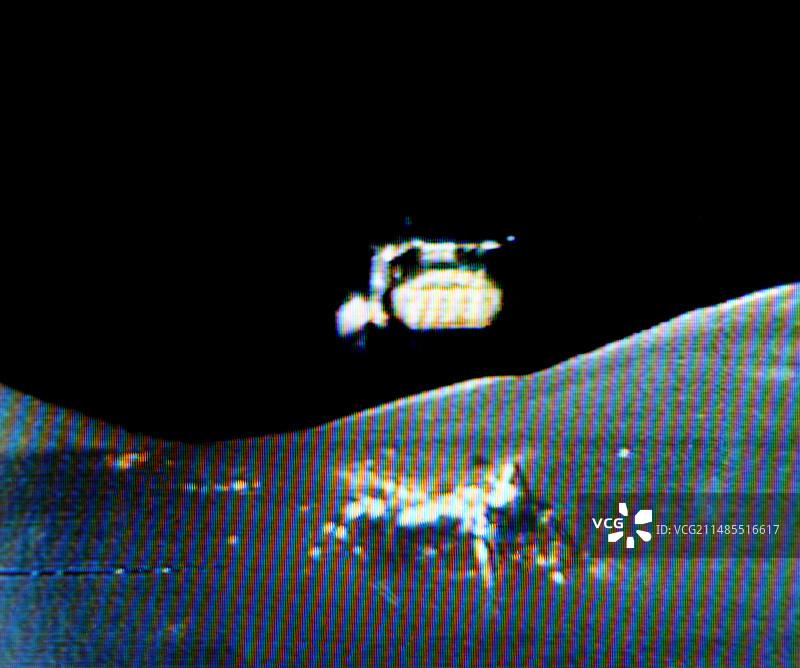 阿波罗17号从月球出发图片素材