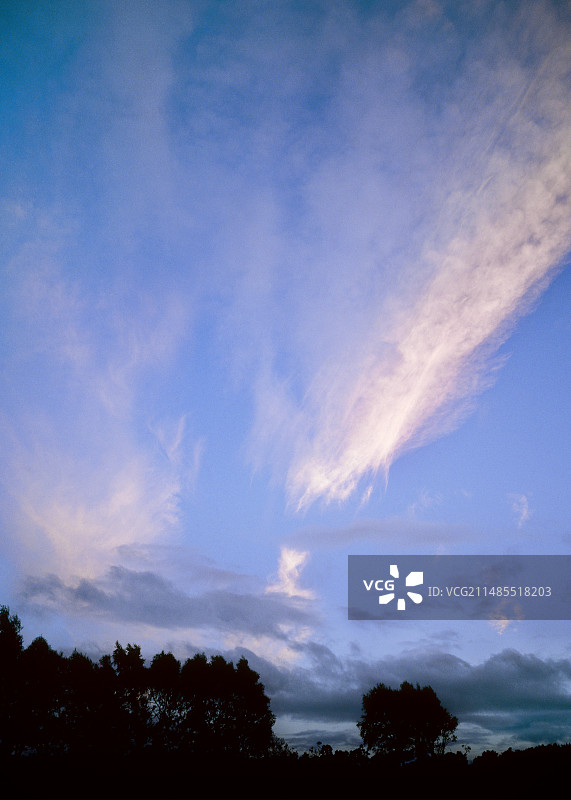 卷云和层云图片素材