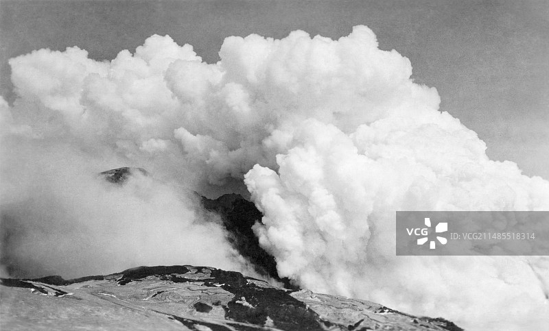 卡特迈火山爆发，阿拉斯加，1913年图片素材
