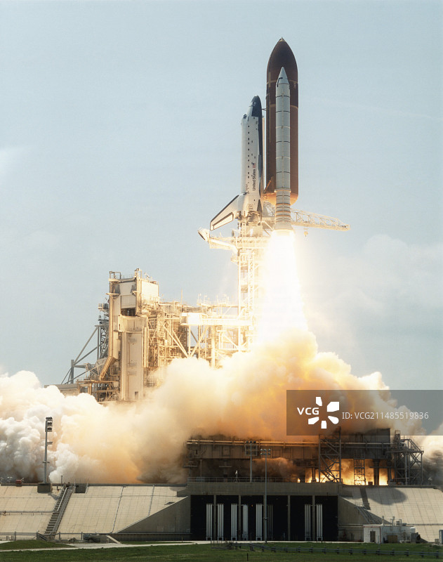 亚特兰蒂斯号航天飞机STS-30发射图片素材