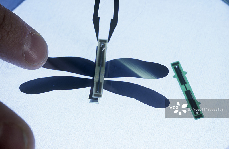 蜻蜓微型无人机研究图片素材