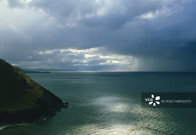 海上暴雨图片素材