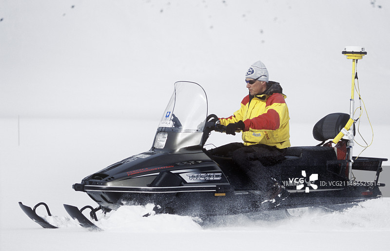 冰川的GPS测绘图片素材