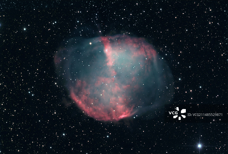 哑铃星云(M27)图片素材