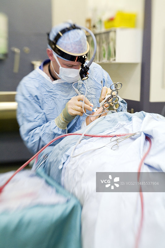 扁桃体切除术图片素材
