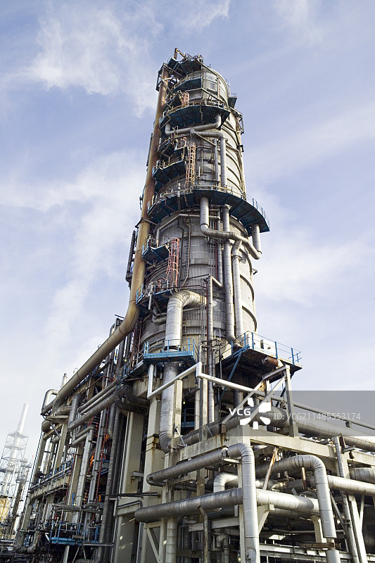 炼油厂的真空蒸馏装置图片素材