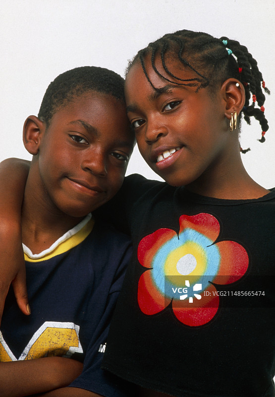 双胞胎图片素材