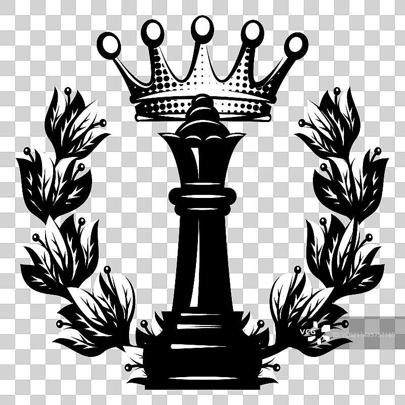 戴皇冠和花环的国际象棋皇后图片素材