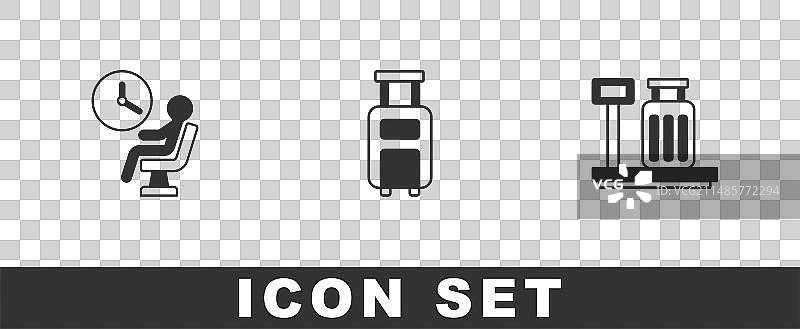 机场航站楼内携带行李箱的乘客图片素材