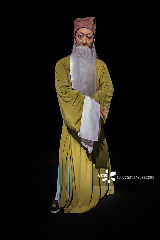中国秦腔艺术博物馆“秦腔艺术展”：《烙碗计》：刘志明（老生），年纪高迈，挂白、麻髯口的男性角色图片素材