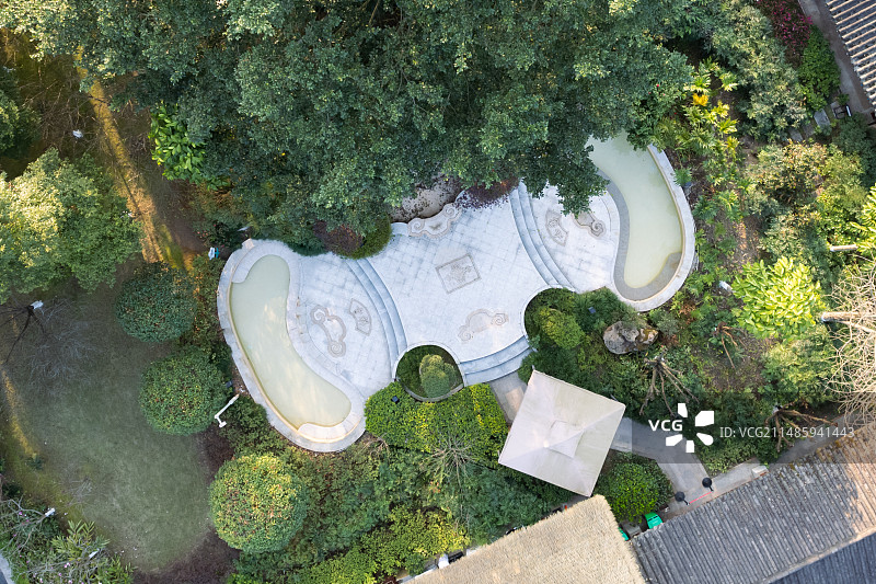 重庆统景温泉城的温泉汤池，统景风景名胜区图片素材