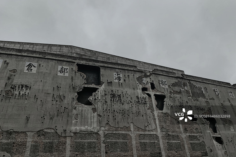 老遗迹历史建筑四平仓库的仰天俯视图片素材