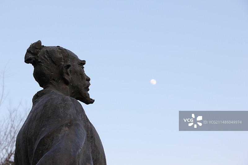 屈原雕像图片素材