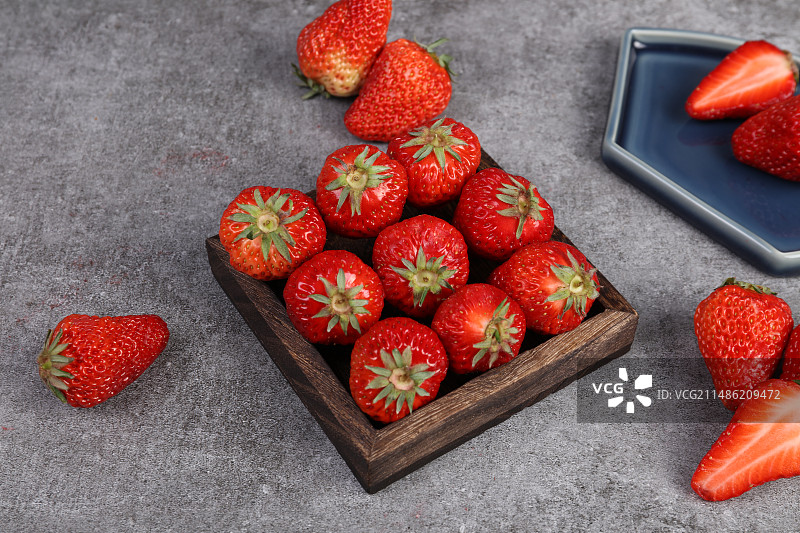 红色草莓有机水果素材图片图片素材