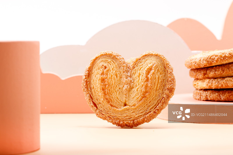 蝴蝶酥产品摄影图图片素材