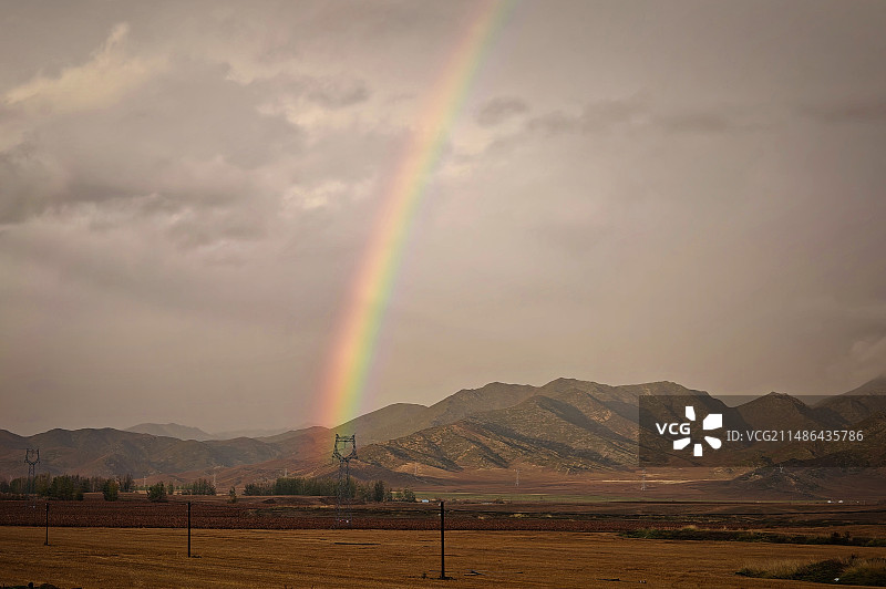 彩虹 草原 奇幻图片素材