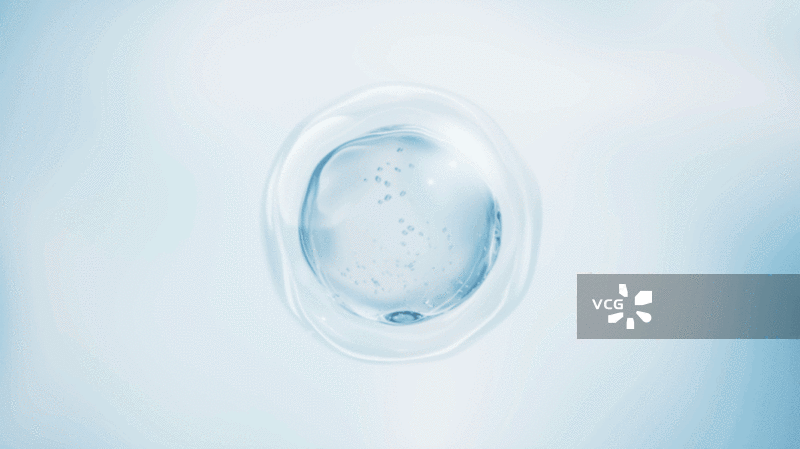 蓝色透明水珠气泡3D渲染图片素材