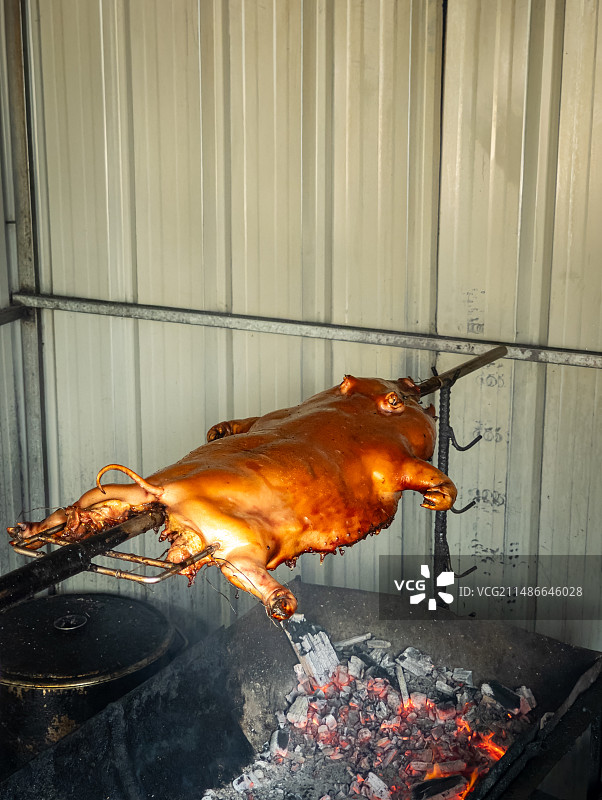 海南特色美食临高烤乳猪图片素材