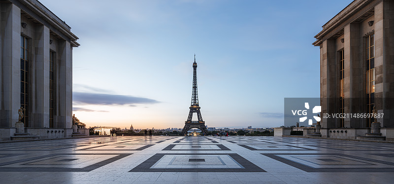 法国巴黎特罗卡德罗宫的黎明图片素材