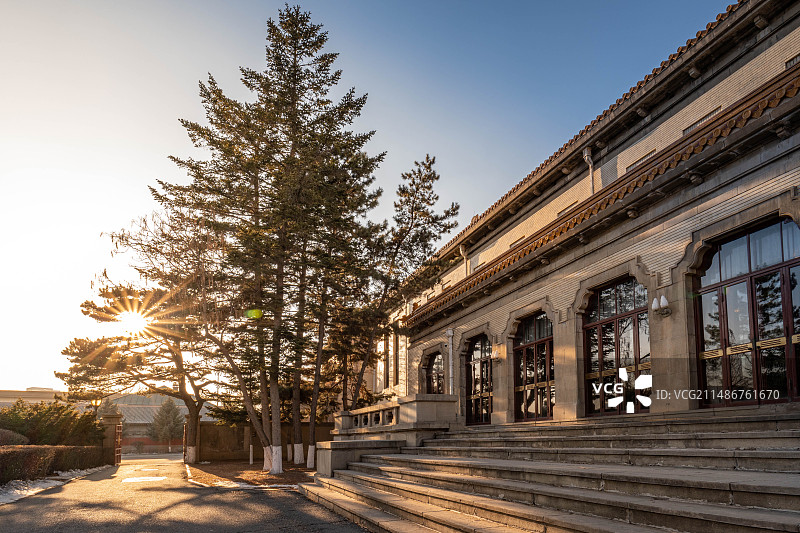 伪满皇宫博物馆-同德楼与东御花园图片素材