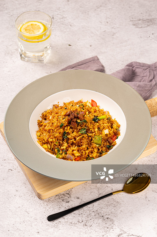 牛肉炒饭图片素材