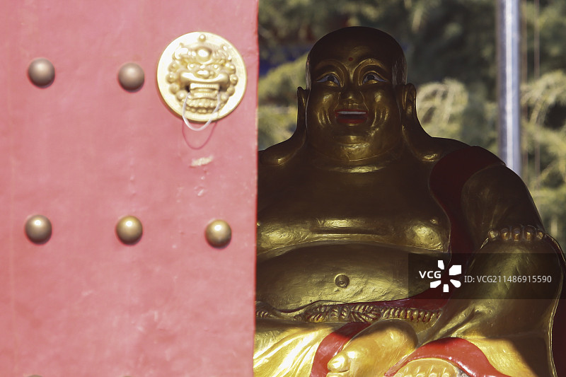 开门见佛图片素材