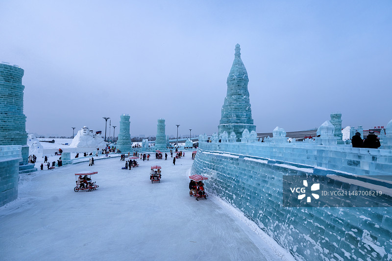 黑龙江哈尔滨冰雪大世界风光图片素材
