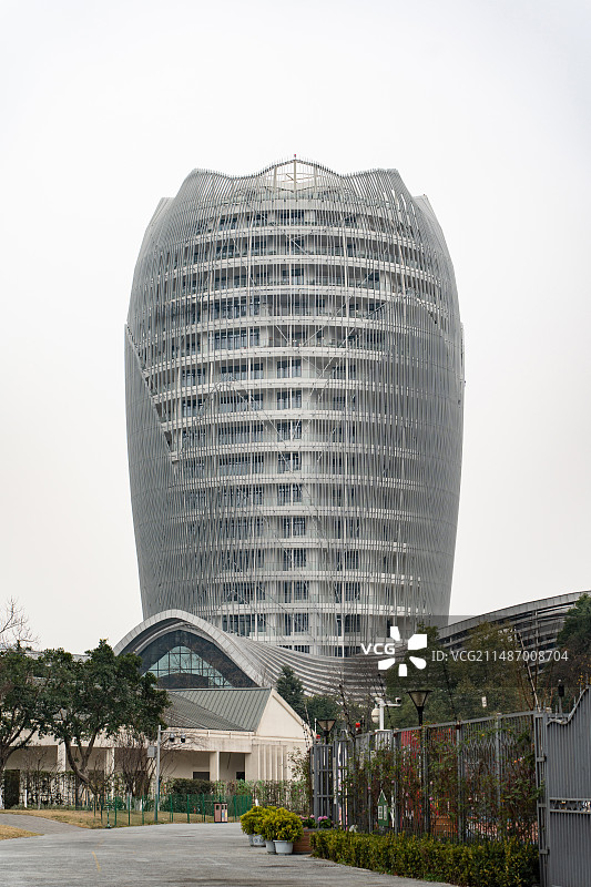 四川成都武侯区四川省妇女儿童中心大楼图片素材