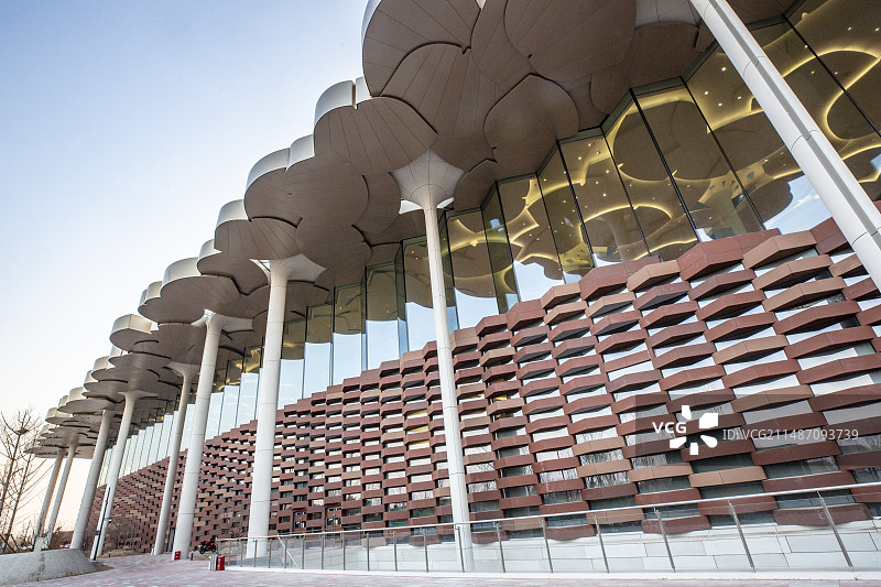 是位于北京城市副中心的北京城市图书馆图片素材