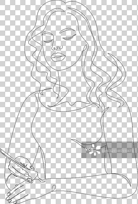 女孩用面霜涂抹双手图片素材