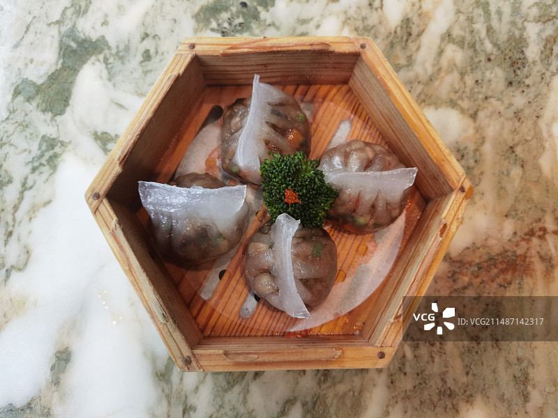 正面俯拍潮式粉果仔早茶图片素材