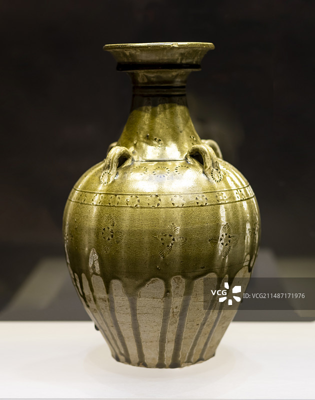 寿州窑青釉印花四系盘口瓷壶 隋朝 蚌埠市博物馆图片素材