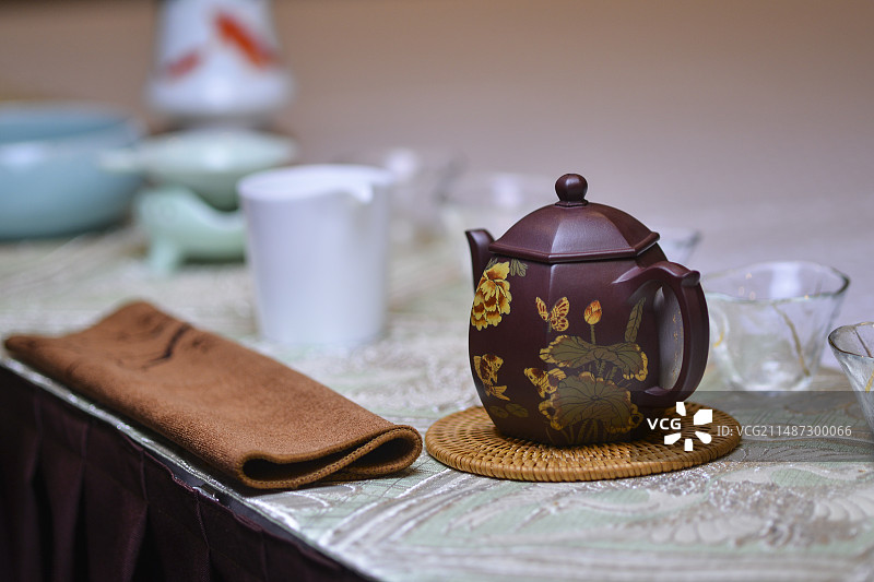 紫砂茶壶特写图片素材