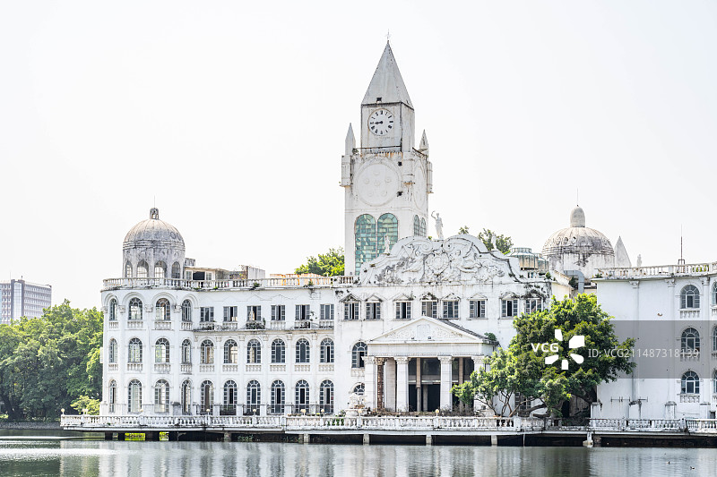 广州流花湖公园法兰克福花园城堡图片素材