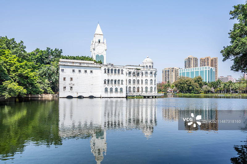 广州流花湖公园法兰克福花园城堡图片素材