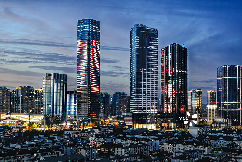 城市新建商业街区远眺图片素材