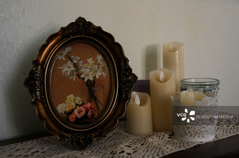 画框与烛台图片素材