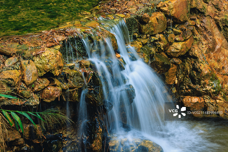 广东佛山南海湾森林生态园-瀑布图片素材