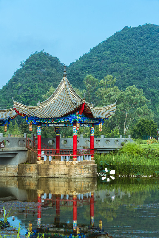 中国云南省文山州丘北县普者黑情人桥景区图片素材