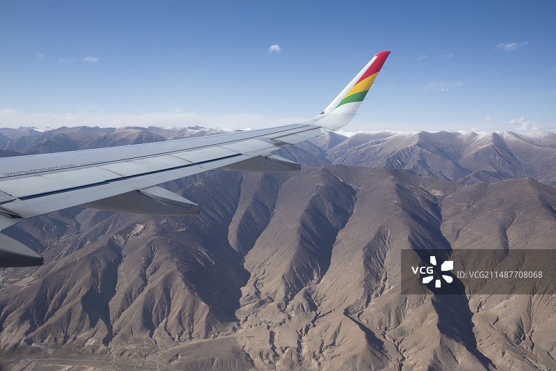 降落在西藏图片素材