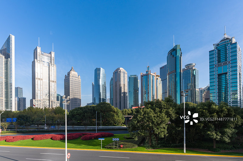 上海浦东陆家嘴高楼建筑群图片素材
