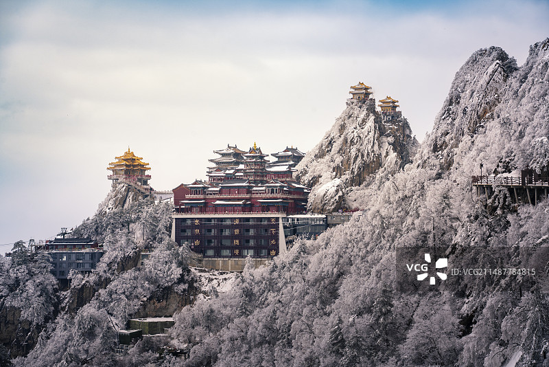 雪后老君山图片素材