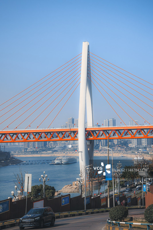 重庆市城市风光地标建筑城市风光-嘉陵江大桥图片素材