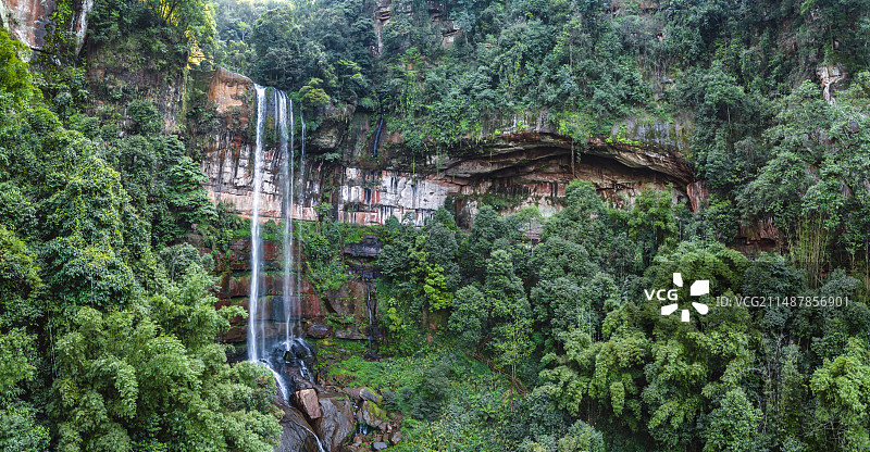 贵州赤水燕子岩瀑布图片素材