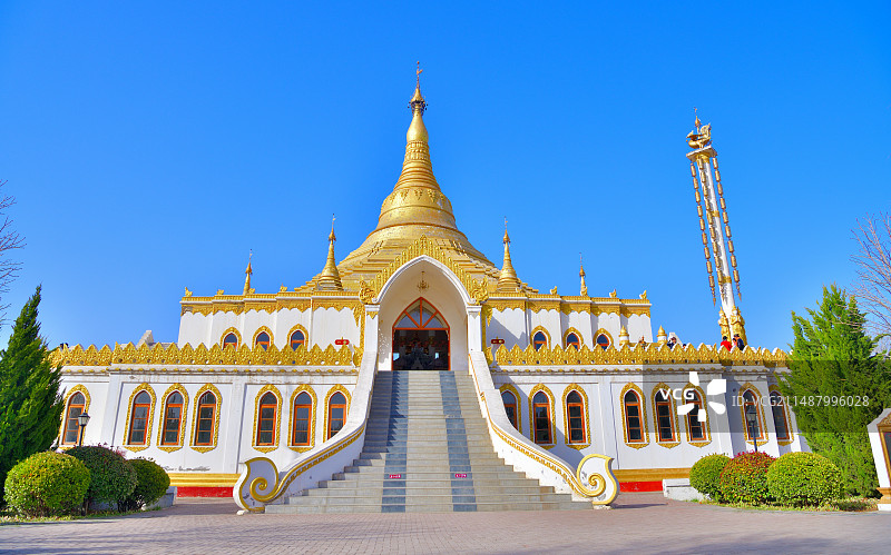 白马寺内的缅甸佛塔（拍摄于河南白马寺风景区）图片素材
